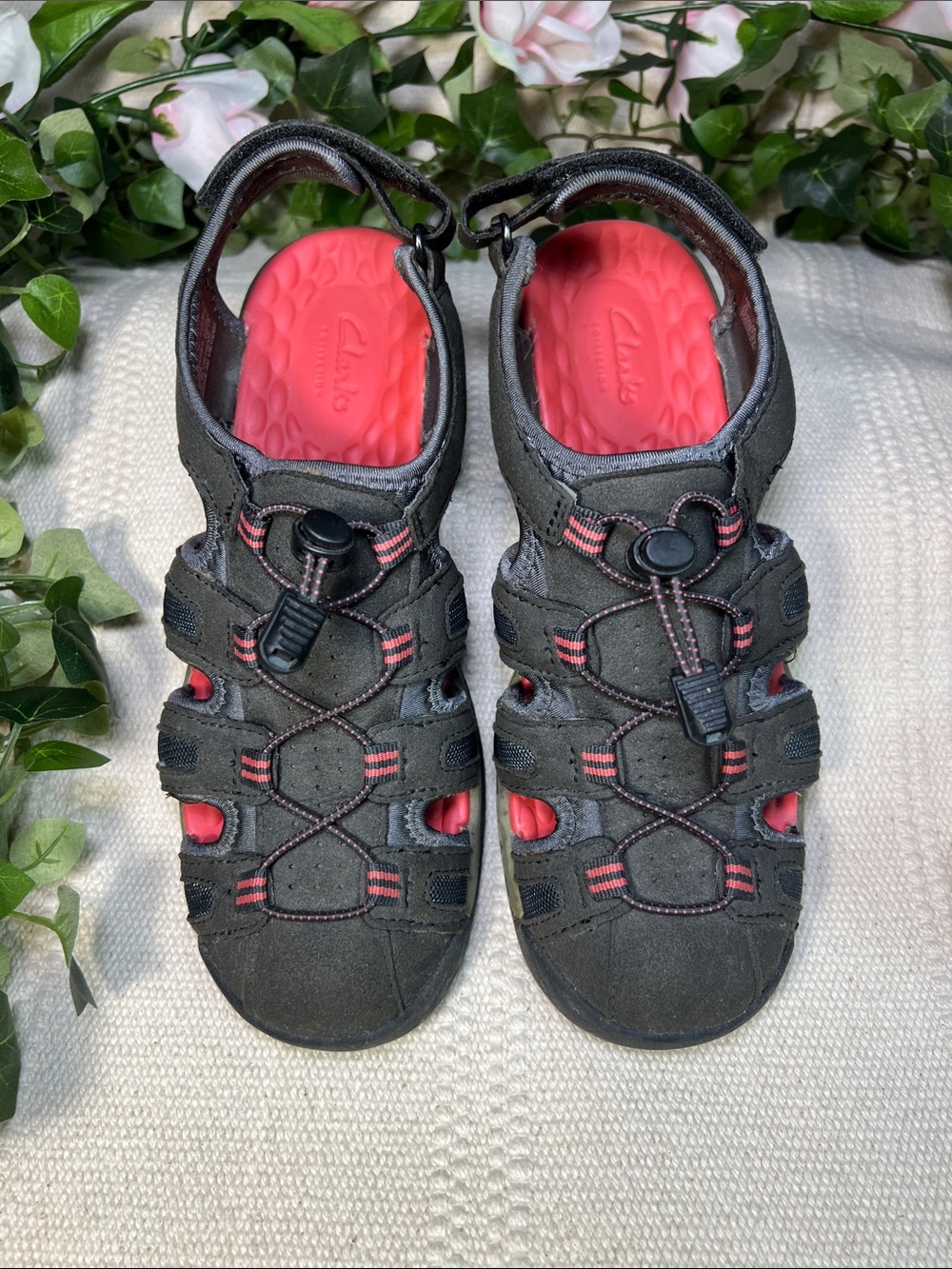 💦Clarks Woman’s Waterproof Sandals with Pink Insoles